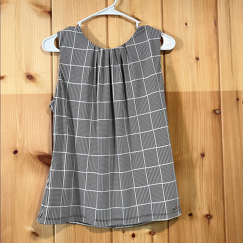 Calvin Klein Black & White Patterned Dressy Tank Top